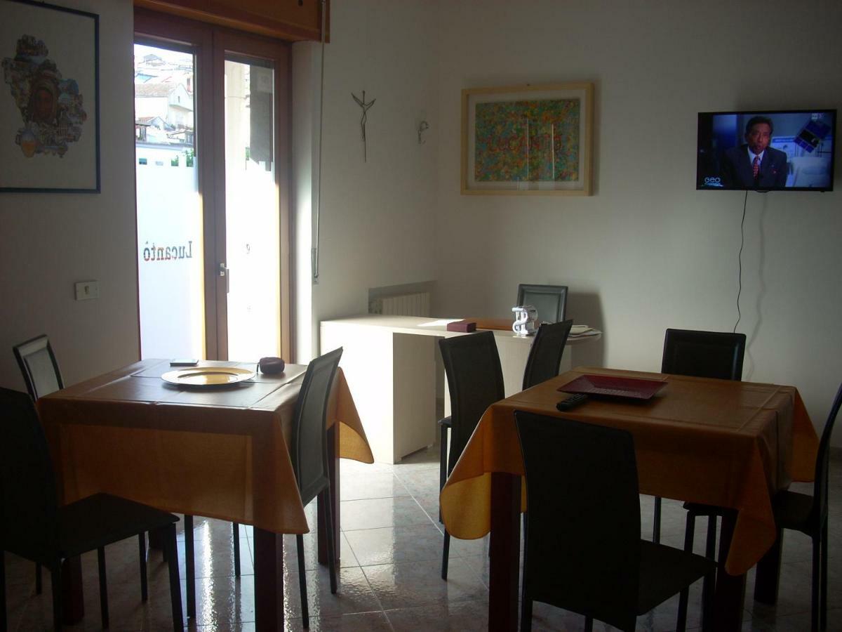 Lucanto Accommodations Calvello Exterior photo